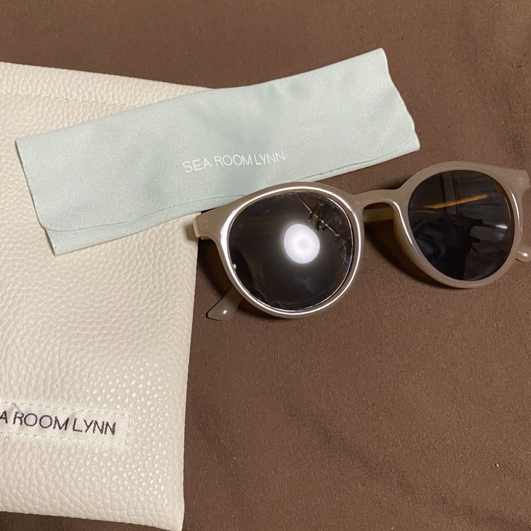 SeaRoomlynn(シールームリン)のSearoomlynn  Oval Sunglasses ベージュ サングラス レディースのファッション小物(サングラス/メガネ)の商品写真