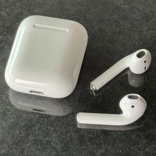 アップル(Apple)の【純正】【美品】 AirPods 第2世代 with Charging Case(ヘッドフォン/イヤフォン)