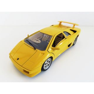 T01 1/18 burago LAM BORGHINI DIABLO(1990) ランボルギーニ ディアブロ イエロー(ミニカー)