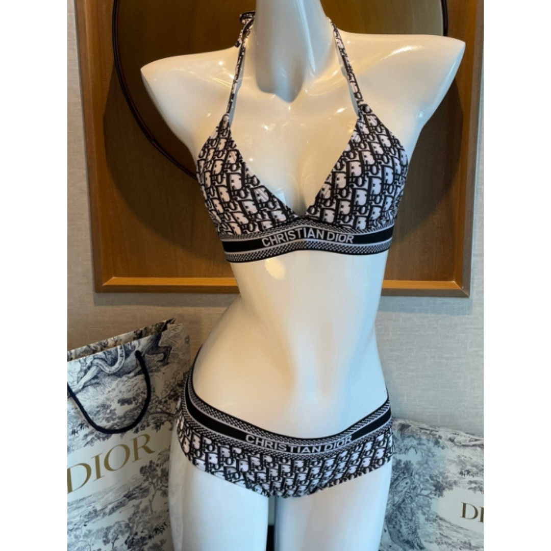 Dior - Dior ビキニトップの通販 by ff_erika's shop|ディオールなら Dior - Dior ビキニトップの通販 by ff_erika's shop|ディオールなら