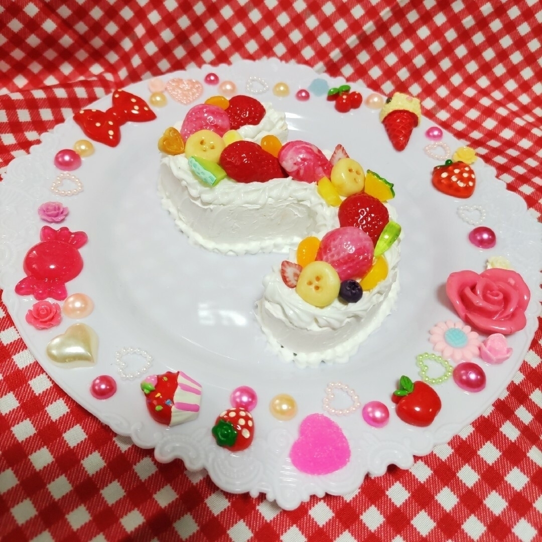 数字ケーキ🍰サンプル⭐️三脚付き ハンドメイドの生活雑貨(雑貨)の商品写真