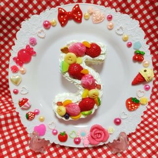 数字ケーキ🍰サンプル⭐️三脚付き(雑貨)