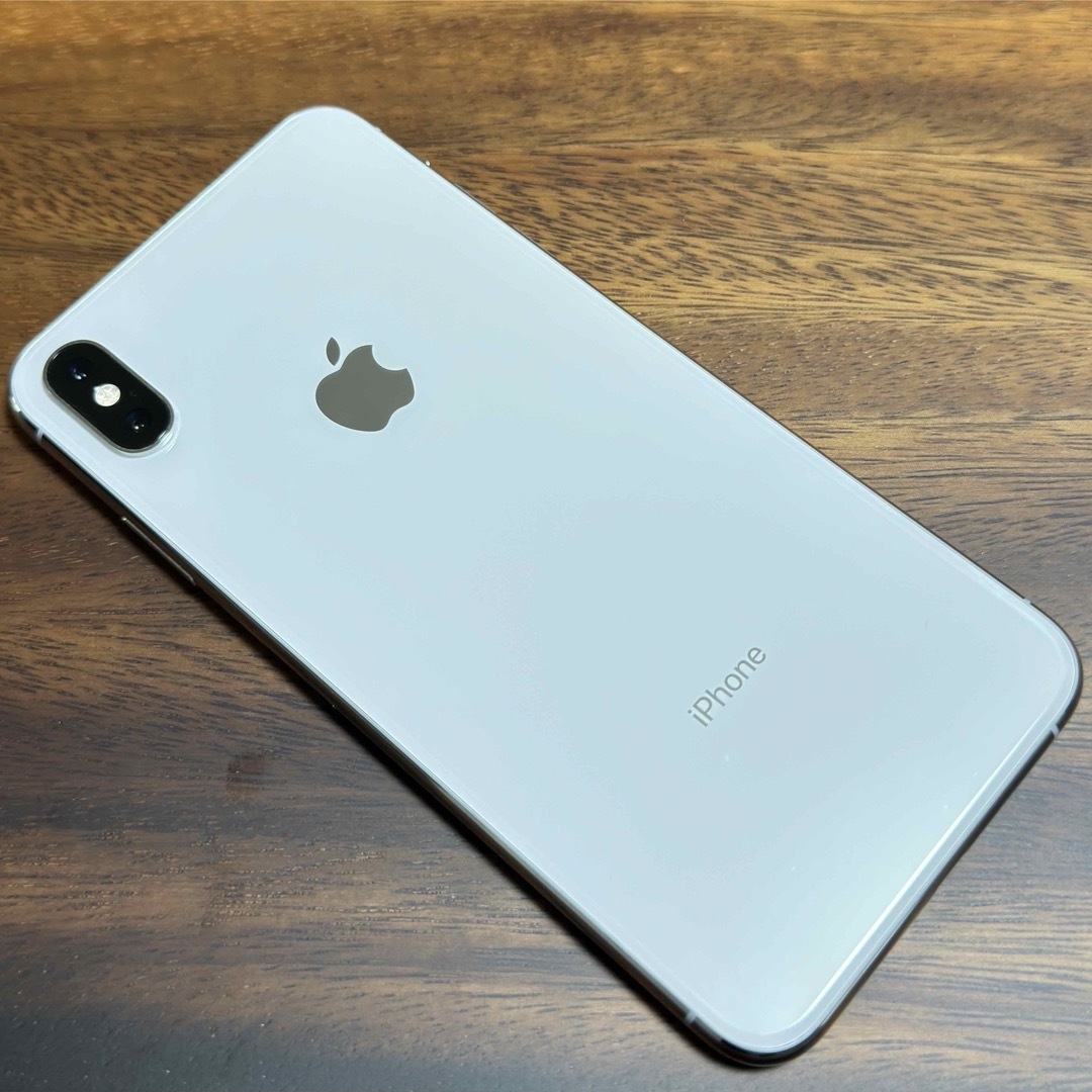 iPhone(アイフォーン)のiPhone XS Max 64GB さえ様専用 スマホ/家電/カメラのスマートフォン/携帯電話(スマートフォン本体)の商品写真