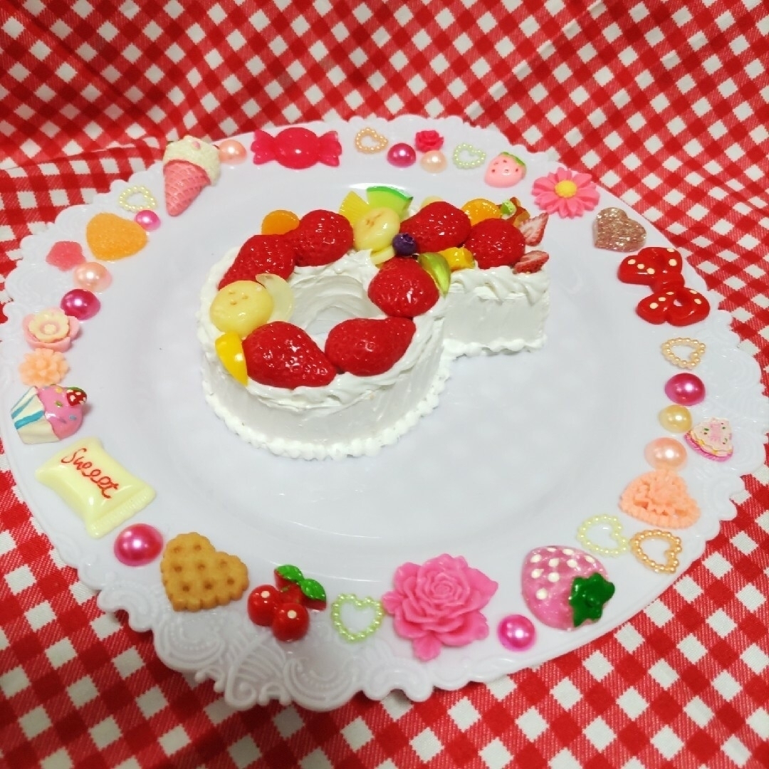 数字ケーキ🍰サンプル⭐️三脚付き ハンドメイドの生活雑貨(雑貨)の商品写真