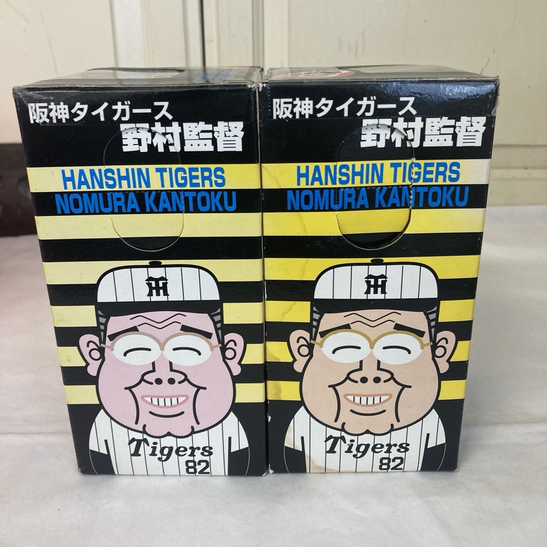 レトロ　阪神タイガース　野村監督　フィギュア　まとめて エンタメ/ホビーのおもちゃ/ぬいぐるみ(キャラクターグッズ)の商品写真