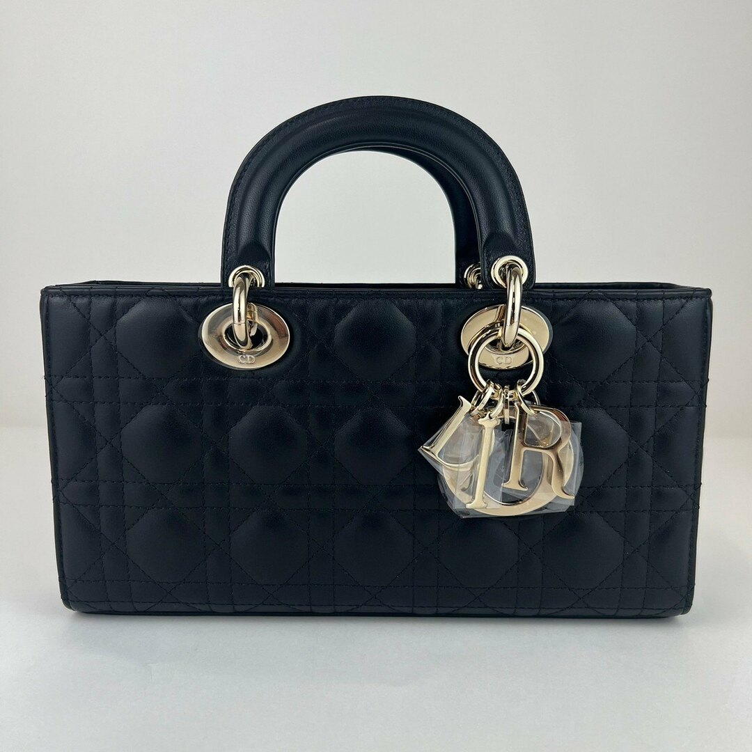 Christian Dior(クリスチャンディオール)の新品未使用 ChristianDior クリスチャンディオール LADY D-JOY レディ ディジェイ スモールバッグ Black ブラック GHW ゴールド金具 85-MA-0263 ショルダーバッグ レディースのバッグ(ショルダーバッグ)の商品写真