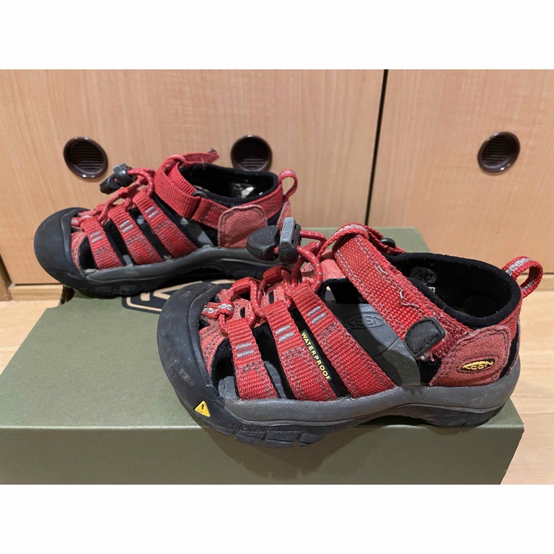 KEEN(キーン)のKEEN♡サンダル16cm キッズ/ベビー/マタニティのキッズ靴/シューズ(15cm~)(サンダル)の商品写真