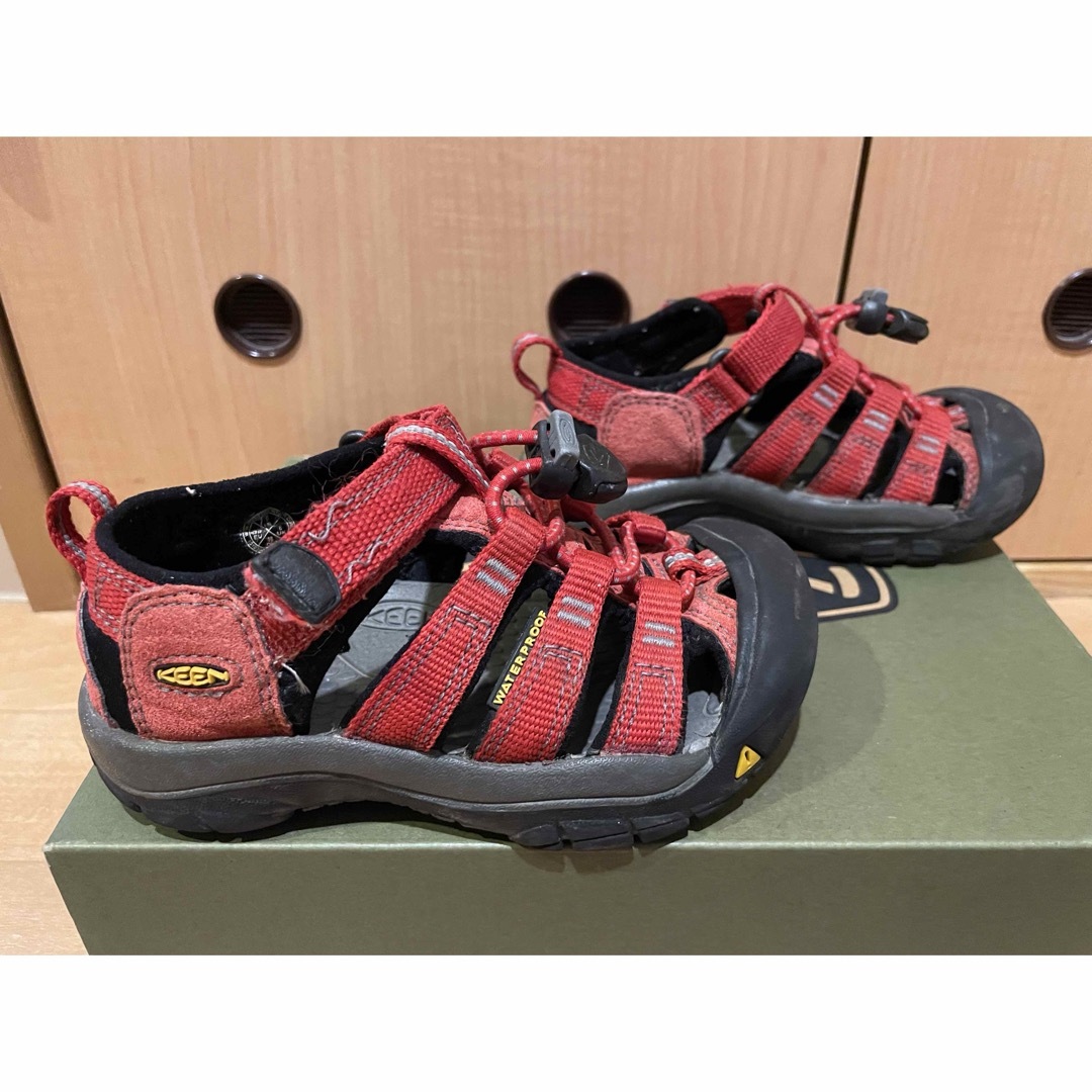 KEEN(キーン)のKEEN♡サンダル16cm キッズ/ベビー/マタニティのキッズ靴/シューズ(15cm~)(サンダル)の商品写真