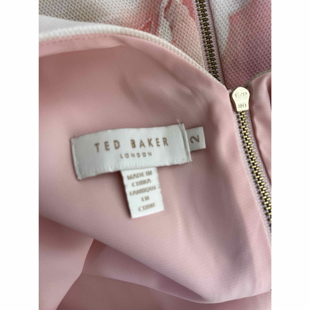 TED BAKER(テッドベイカー)のTED BAKER サイズ2 ワンピース レディースのワンピース(ひざ丈ワンピース)の商品写真