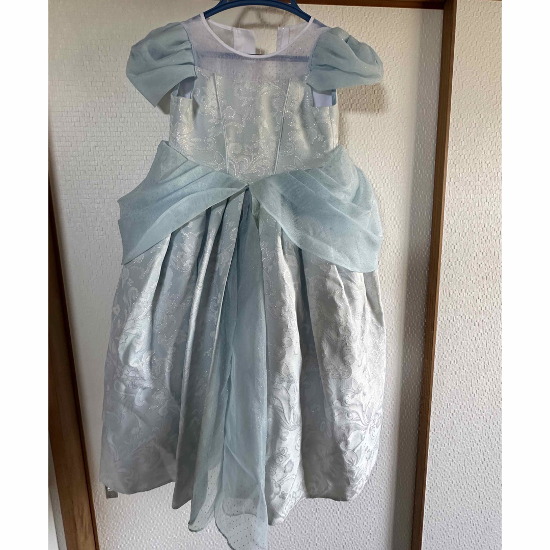 Disney(ディズニー)のビビディバディブティック シンデレラ キッズ/ベビー/マタニティのキッズ服女の子用(90cm~)(ドレス/フォーマル)の商品写真