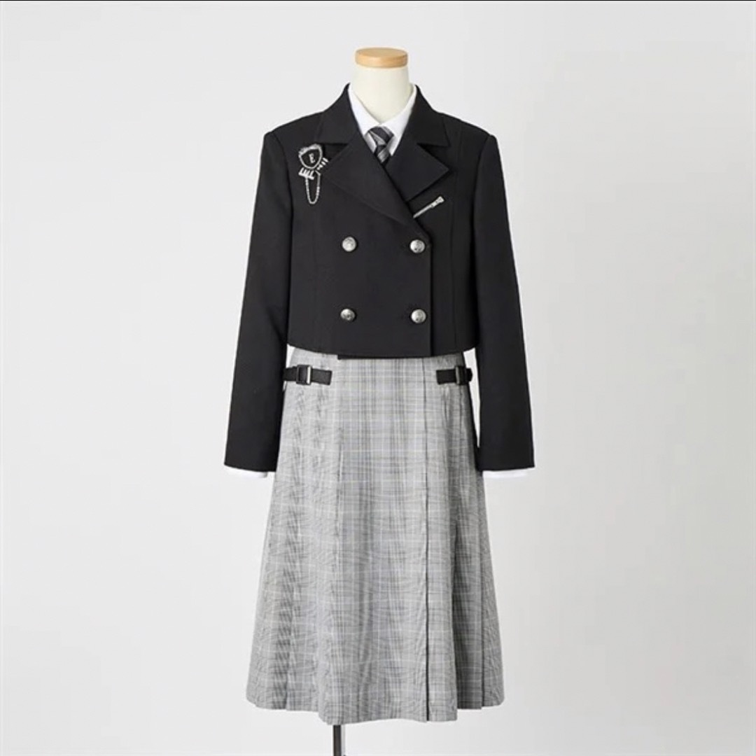 ELLE(エル)の新品　卒服　ELLE エル　卒業入学式　フォーマルセット　160【匿名配送】 キッズ/ベビー/マタニティのキッズ服女の子用(90cm~)(ドレス/フォーマル)の商品写真