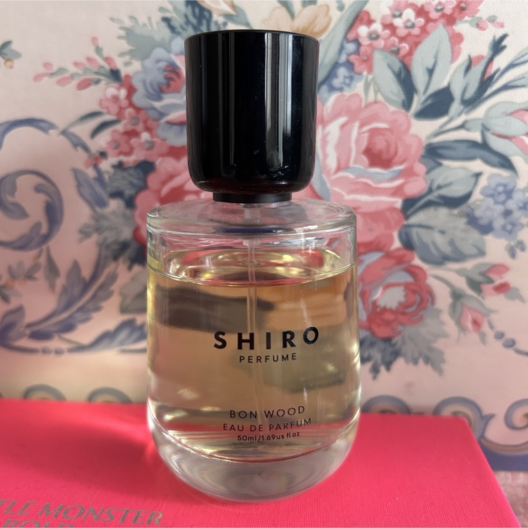 shiro(シロ)のshiro BON WOOD 香水 コスメ/美容の香水(香水(女性用))の商品写真