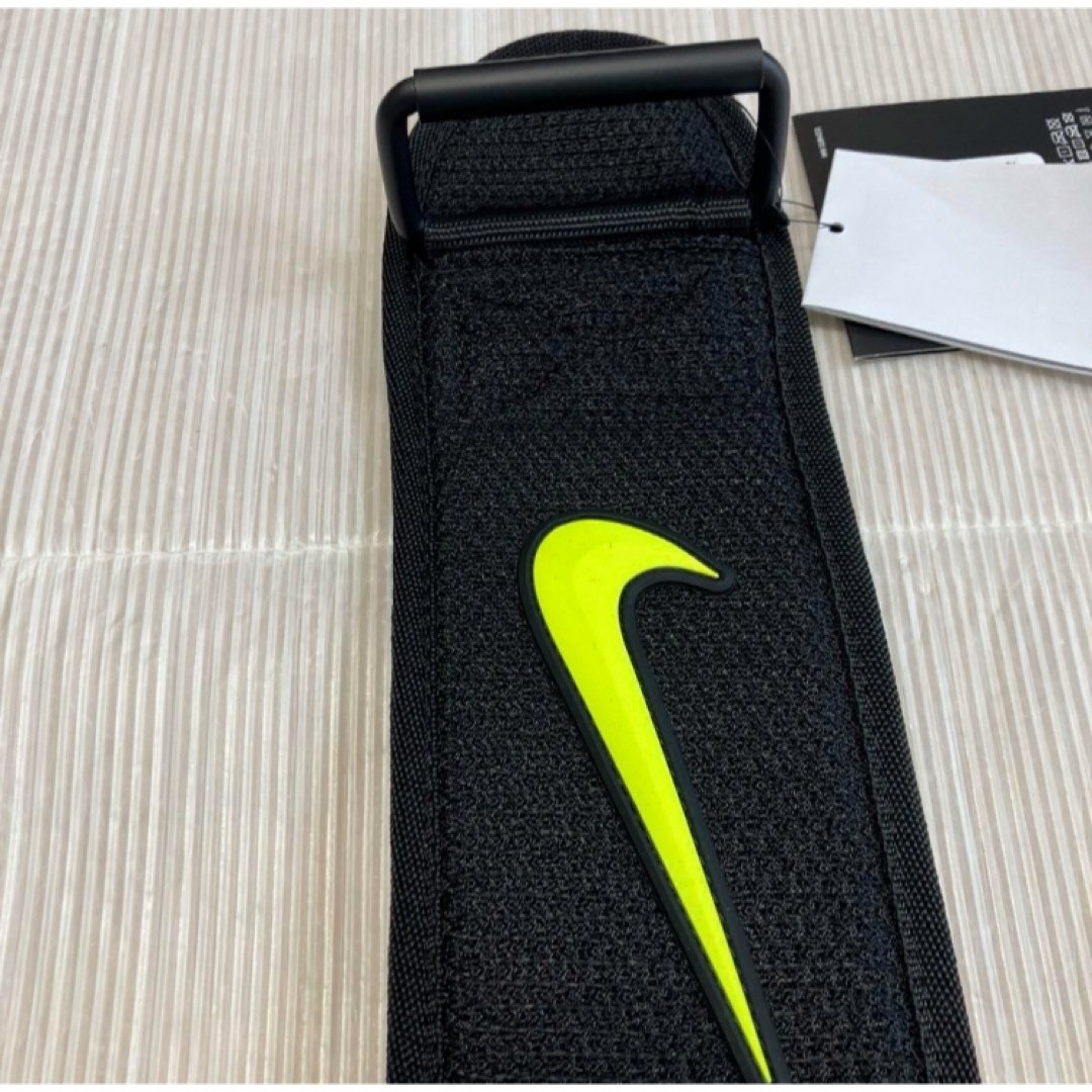 NIKE(ナイキ)の送料無料 新品 NIKE ユニセックス トレーニングベルト L スポーツ/アウトドアのトレーニング/エクササイズ(トレーニング用品)の商品写真