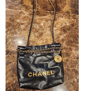 シャネル(CHANEL)の美品♡シャネル♡22 ミニ ショルダーバッグ 2way(ショルダーバッグ)