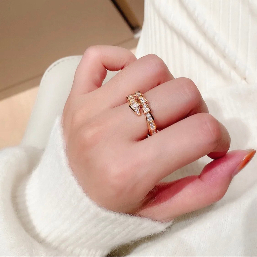 結婚 婚約 金 ペアリング 指輪 蛇 縁起物 ダイヤモンド スネーク ゴールド レディースのアクセサリー(リング(指輪))の商品写真