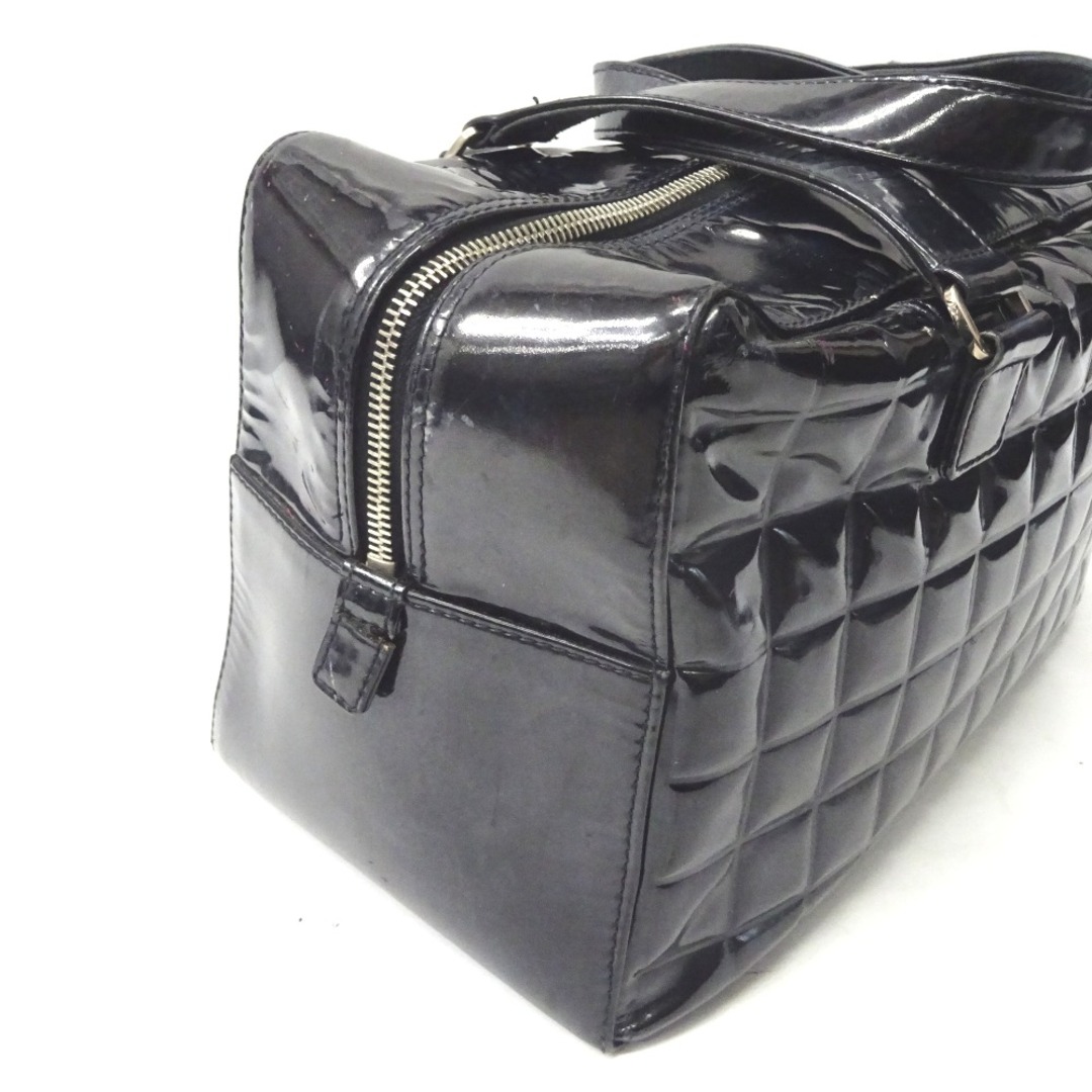 CHANEL(シャネル)のシャネル ハンドバッグ
 エナメル チョコバー Ft1168521 中古 レディースのバッグ(ボストンバッグ)の商品写真