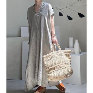 アギュー(ARGUE)の美品　argue linen twill essential dress (ロングワンピース/マキシワンピース)