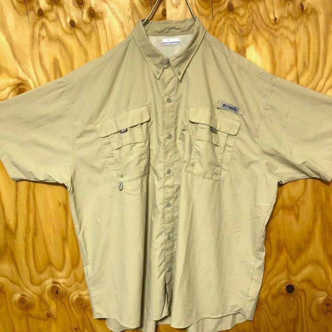 Columbia(コロンビア)のコロンビア ベージュ USA古着 90s 半袖 フィッシングシャツ PFG 釣り メンズのトップス(シャツ)の商品写真