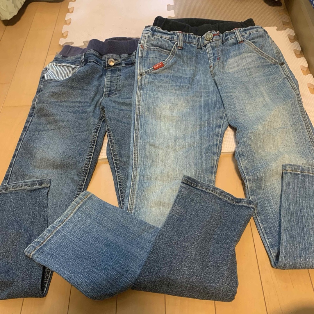 デニムパンツ２枚セット　140 キッズ/ベビー/マタニティのキッズ服男の子用(90cm~)(パンツ/スパッツ)の商品写真