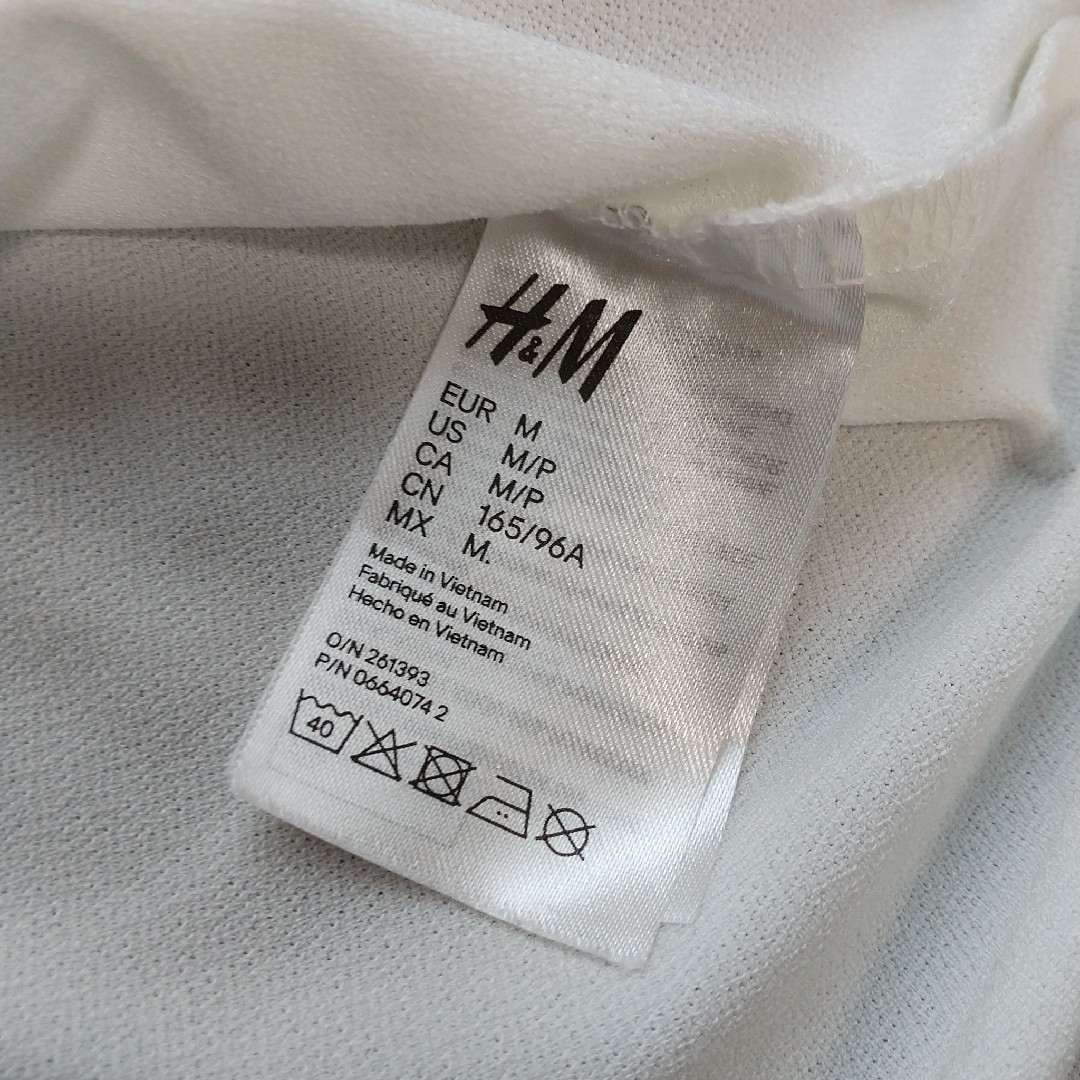 H&M(エイチアンドエム)のH&M カットソー ソフトパフスリーブ ホワイト シンプル 五分袖 白 インナー レディースのトップス(Tシャツ(半袖/袖なし))の商品写真