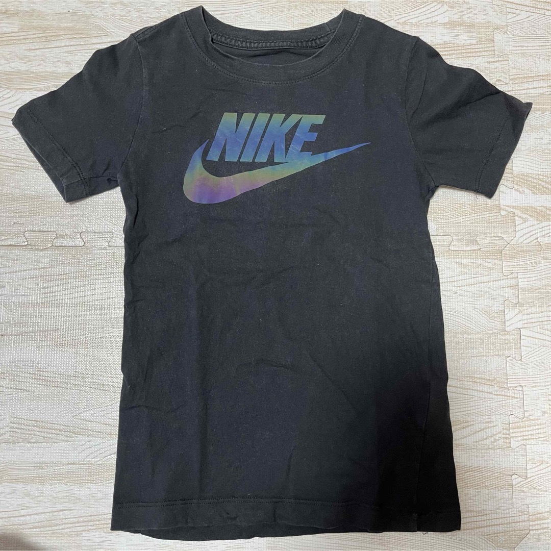 NIKE(ナイキ)のNIKE 半袖Tシャツ　XS 130cm相当 キッズ/ベビー/マタニティのキッズ服男の子用(90cm~)(Tシャツ/カットソー)の商品写真