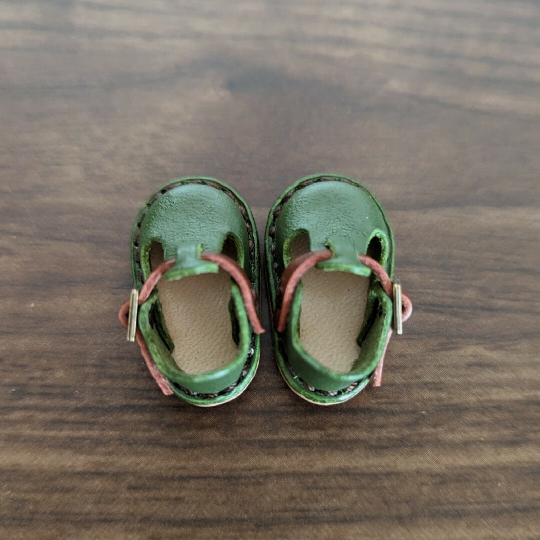 ミニチュア サボ シューズ 靴 ネオブライス 革 ブーツ アイシード 深緑 ハンドメイドのおもちゃ(ミニチュア)の商品写真