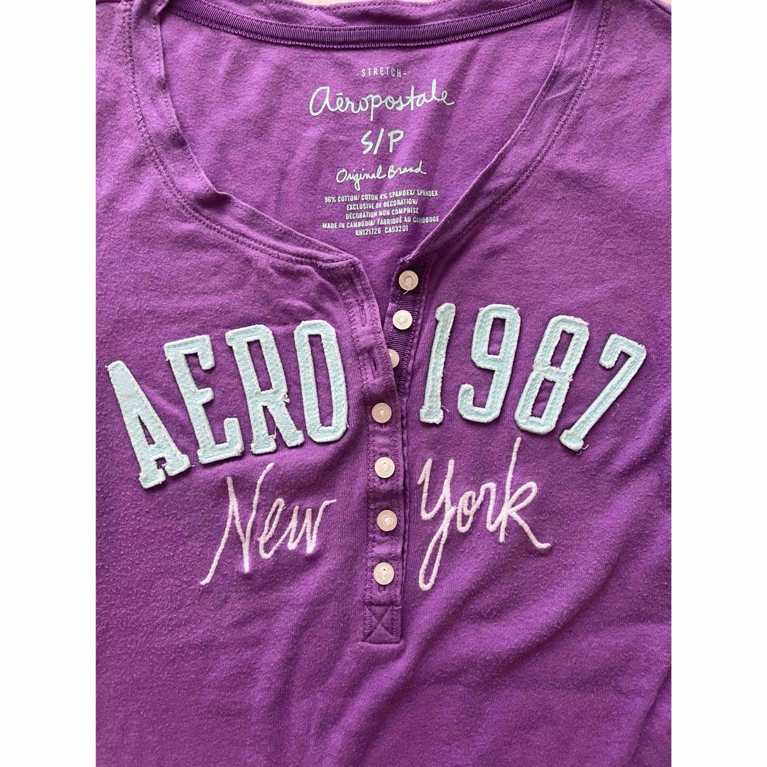 AEROPOSTALE(エアロポステール)のエアロポステール　Tシャツ２枚 レディースのトップス(Tシャツ(半袖/袖なし))の商品写真