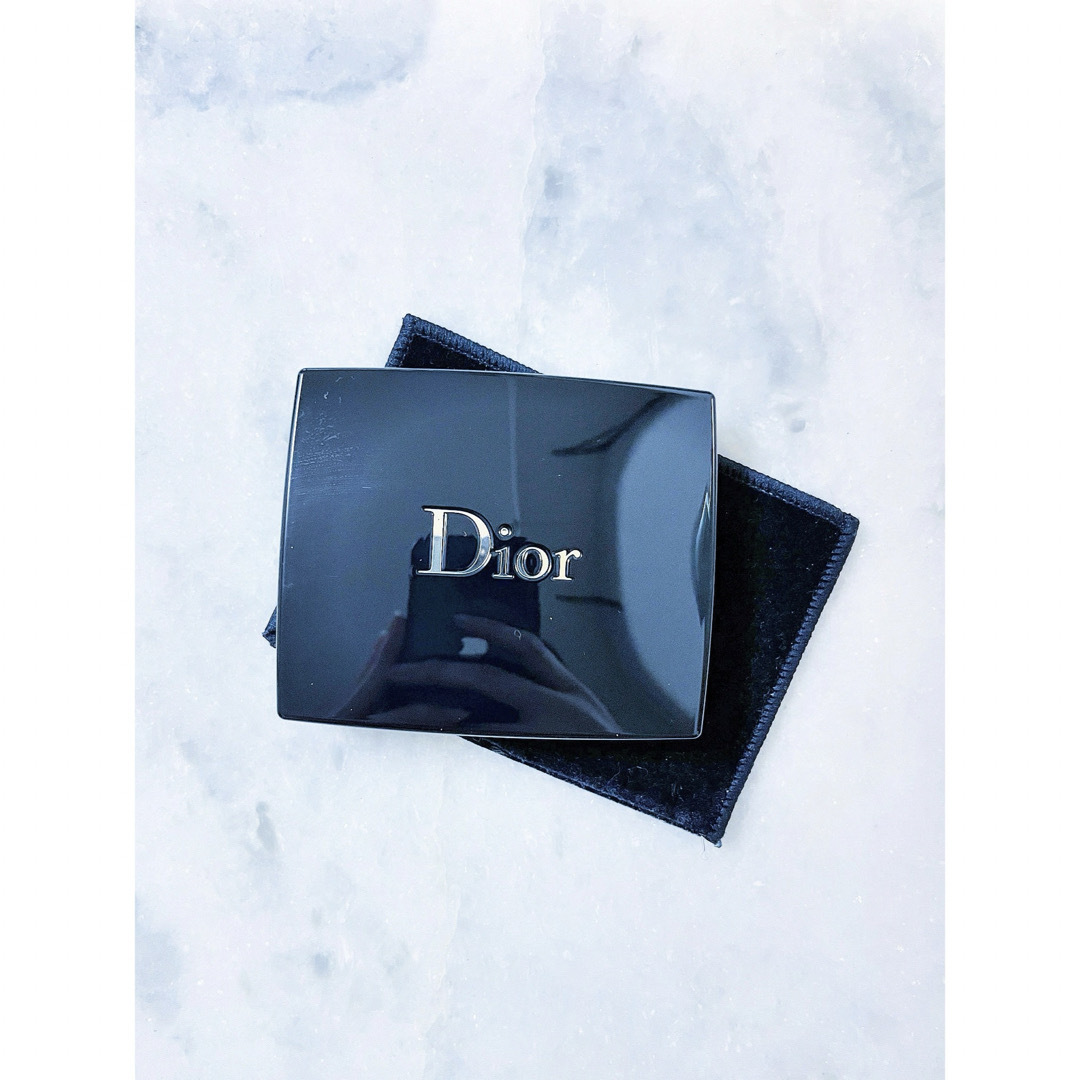 Dior(ディオール)のDior🍋数量限定品箱入り　ディオールスキン ルージュ ブラッシュ　826 コスメ/美容のベースメイク/化粧品(チーク)の商品写真