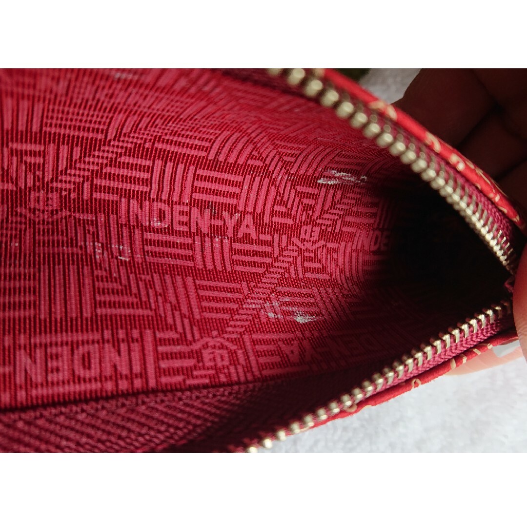 印傳屋(インデンヤ)の印傳屋 雪割草柄 赤地×白漆 レディースのファッション小物(その他)の商品写真