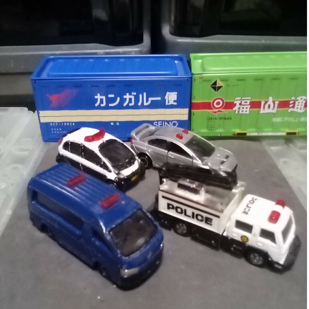 Takara Tomy(タカラトミー)のトミカ /  テコロジートミカ　パトロールカー / 覆面パトカー エンタメ/ホビーのおもちゃ/ぬいぐるみ(ミニカー)の商品写真