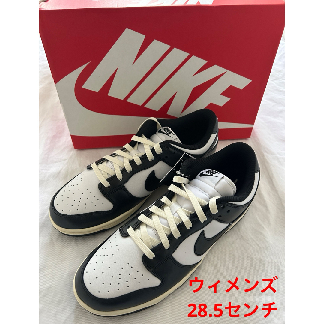 NIKE(ナイキ)のW NIKE Dunk Low Vintage Black＆WhitePanda メンズの靴/シューズ(スニーカー)の商品写真