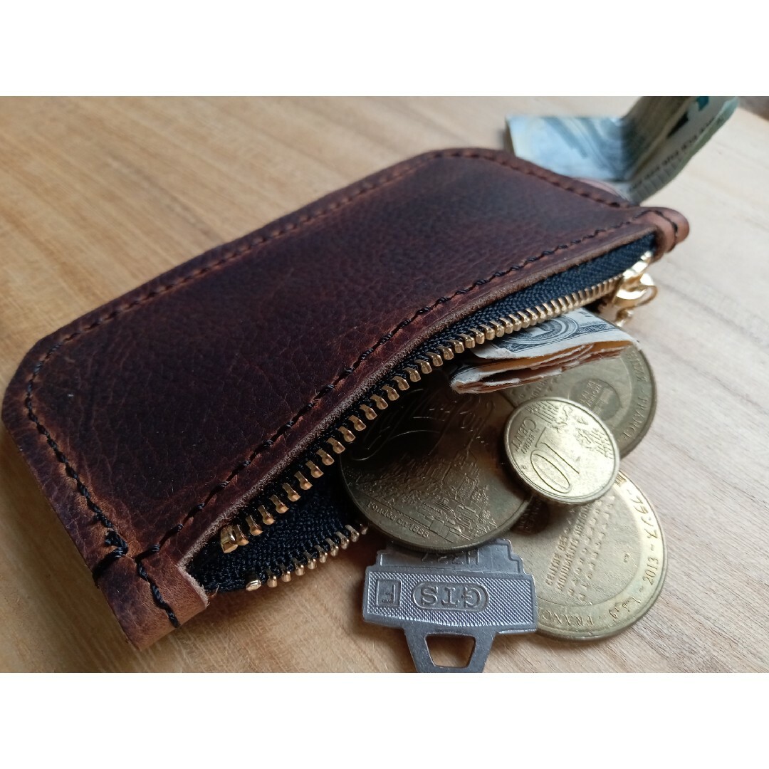 革のコインケース　ヌメ革　ダークブラウン　プルアップ革　シンプルDesign ハンドメイドのファッション小物(財布)の商品写真