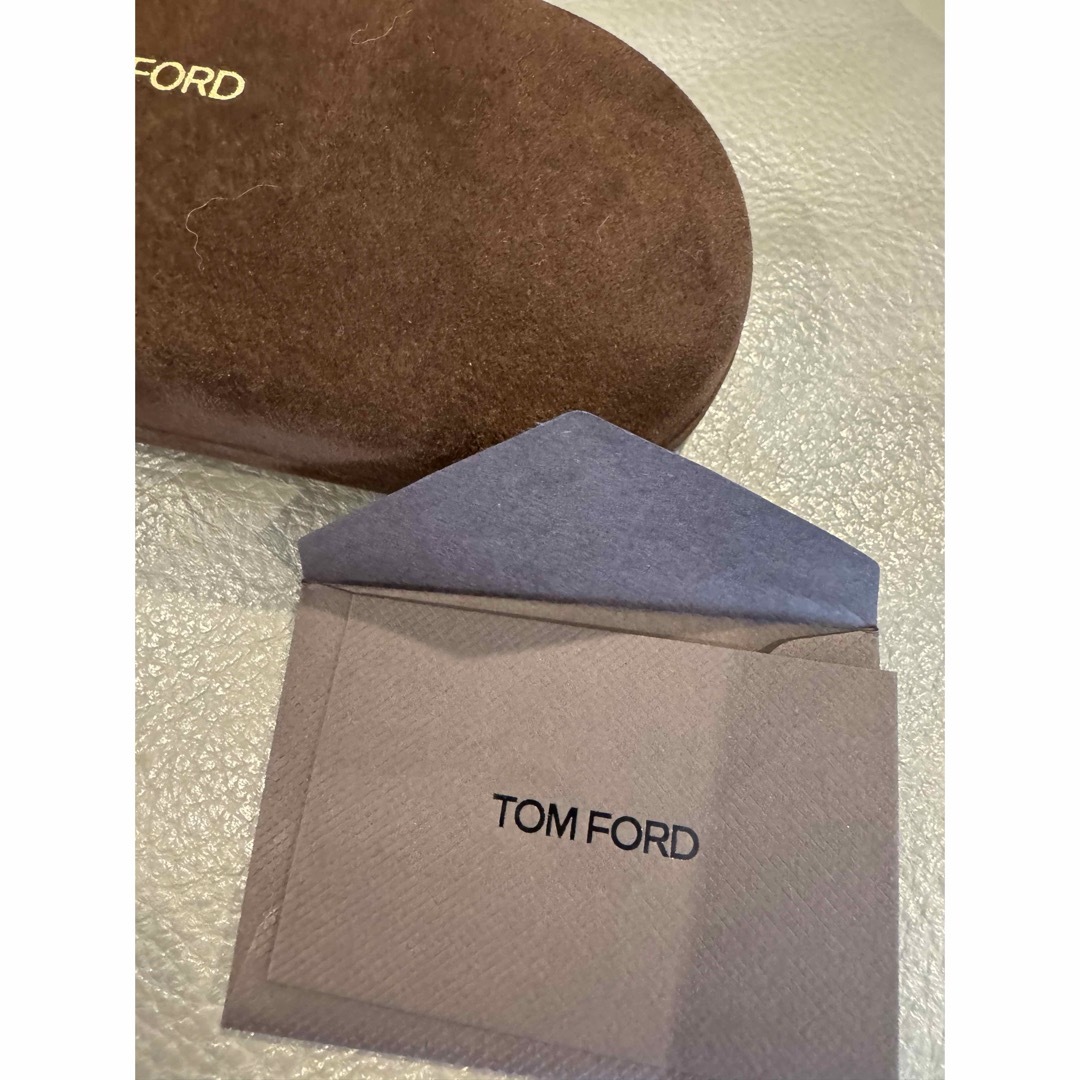 TOM FORD EYEWEAR(トムフォードアイウェア)のTomford TF5870-F-B トムフォード　未使用 メンズのファッション小物(サングラス/メガネ)の商品写真