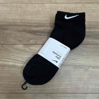 ナイキ(NIKE)のNIKE ナイキ  エブリデイ クッション LOW  新品未使用(ソックス)