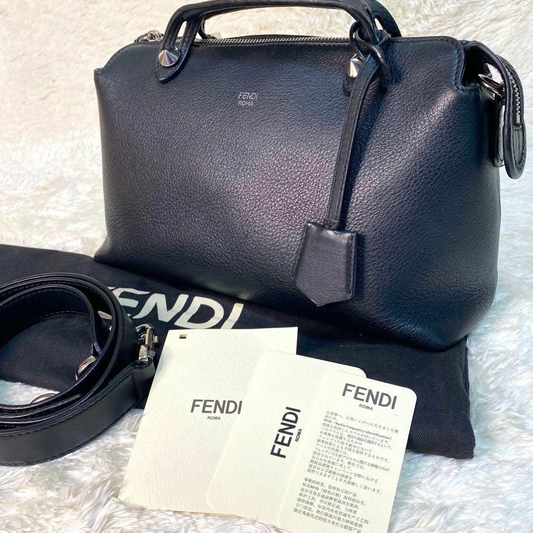 FENDI(フェンディ)の【美品】ギャランティ　FENDI  バイザウェイ ショルダーバック 2way レディースのバッグ(ハンドバッグ)の商品写真