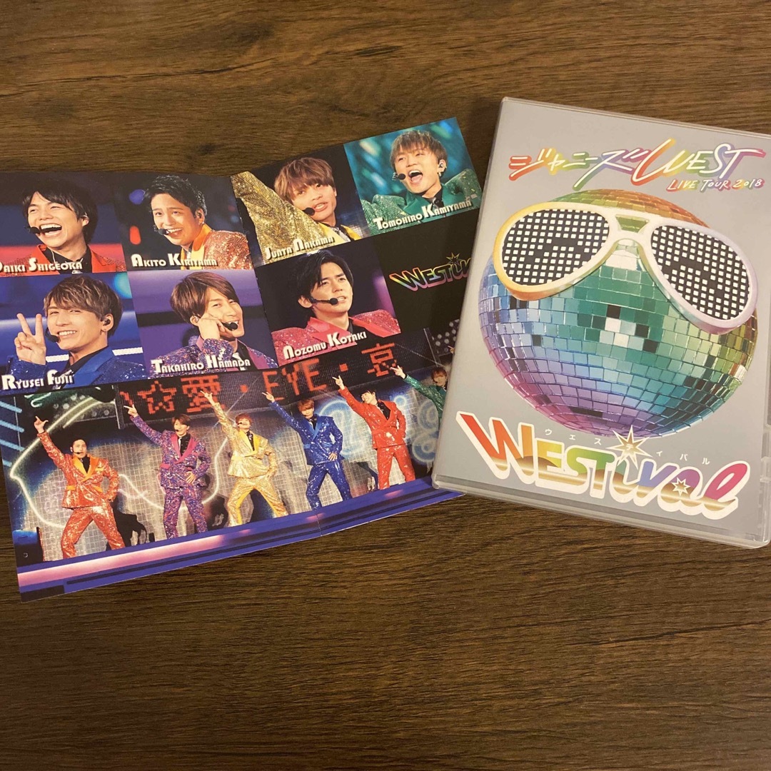 ジャニーズWEST(ジャニーズウエスト)のジャニーズWEST　LIVE　TOUR　2018　WESTival DVD エンタメ/ホビーのDVD/ブルーレイ(ミュージック)の商品写真