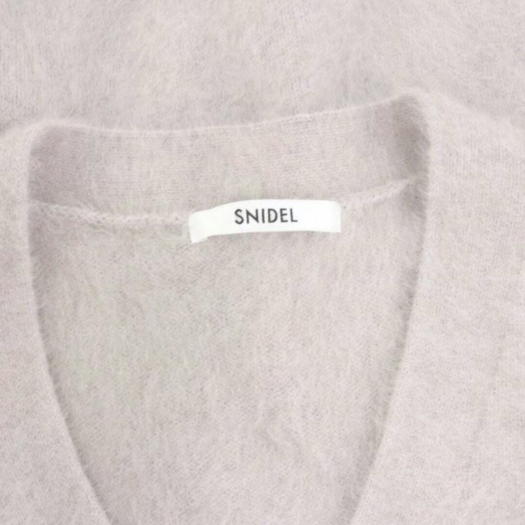 SNIDEL(スナイデル)のスナイデル 22AW FOX混カーディガン ニット 長袖 Vネック カシミヤ混 レディースのトップス(カーディガン)の商品写真