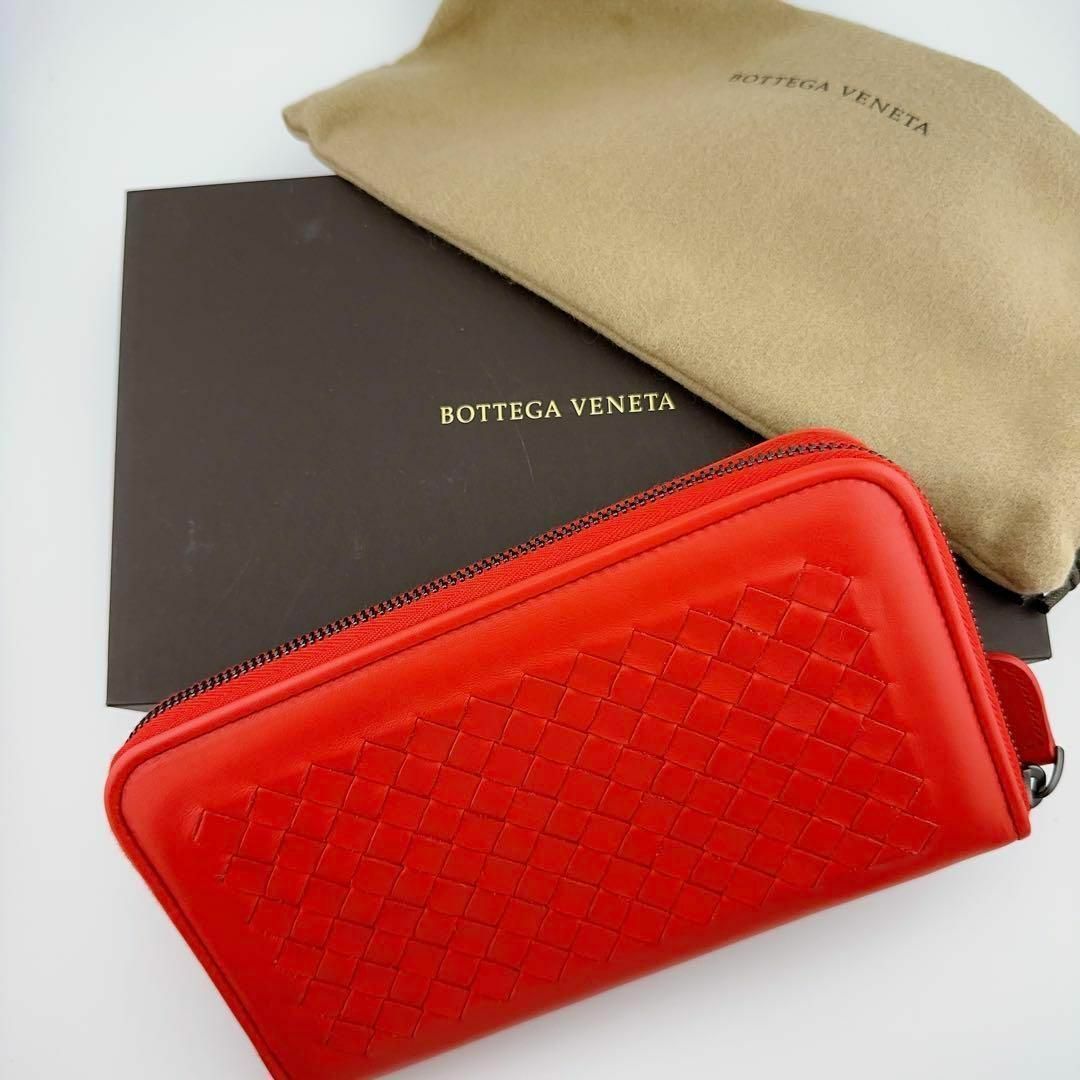 Bottega Veneta(ボッテガヴェネタ)のBOTTEGA VENETA　ボッテガヴェネタ　イントレチャート　財布　ブランド レディースのファッション小物(財布)の商品写真