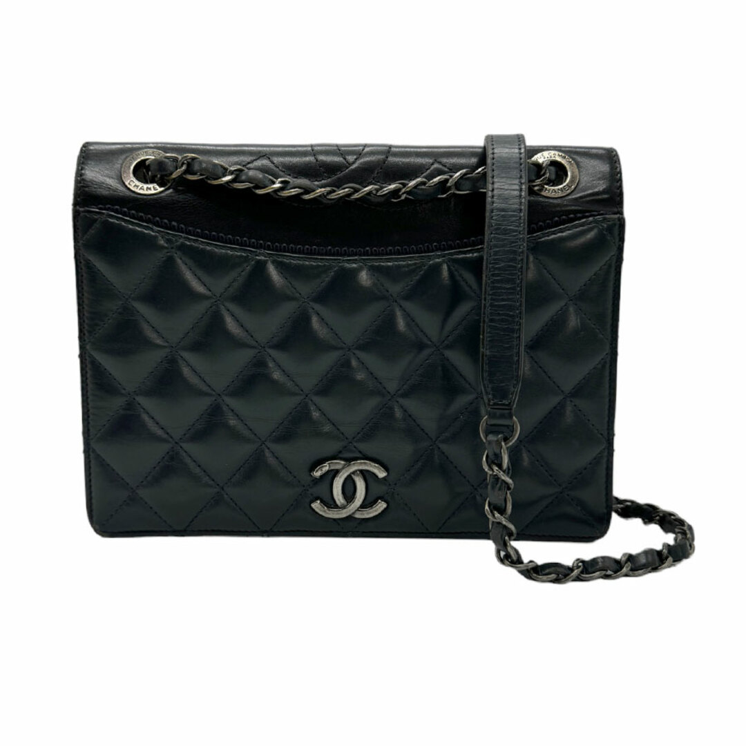 CHANEL(シャネル)のシャネル CHANEL ショルダーバッグ レザー ネイビー×ブラック レディース 送料無料【中古】 z0580 レディースのバッグ(ショルダーバッグ)の商品写真