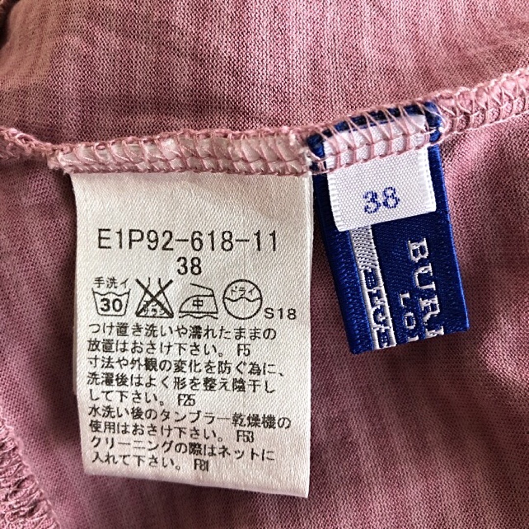 BURBERRY BLUE LABEL(バーバリーブルーレーベル)のバーバリー　トップス　美品 レディースのトップス(Tシャツ(半袖/袖なし))の商品写真