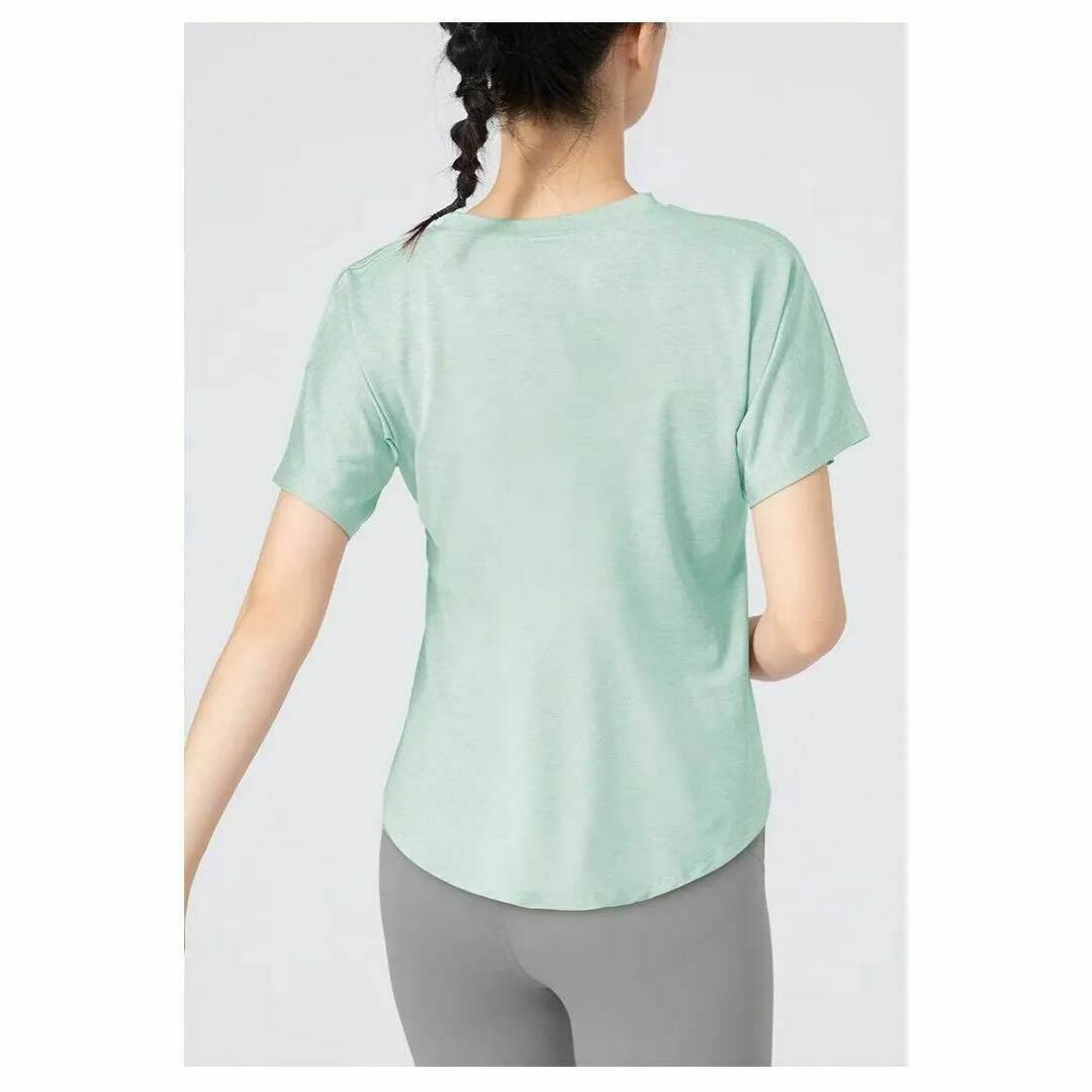 Mサイズ グリーン ヨガウェア 半袖 スポーツトップス Tシャツ レディースのトップス(Tシャツ(半袖/袖なし))の商品写真