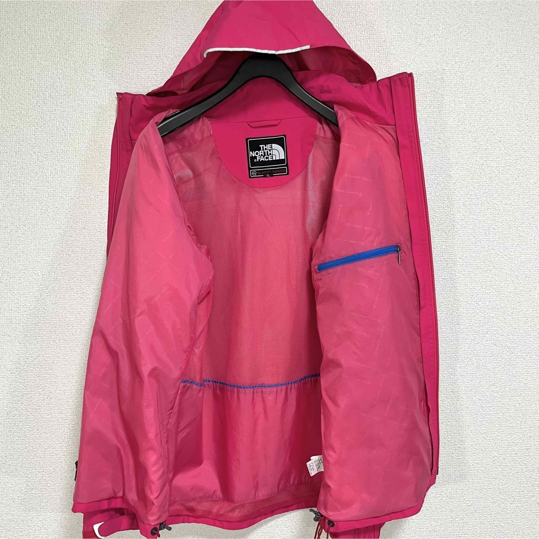 THE NORTH FACE(ザノースフェイス)の人気 ノースフェイス サミット マウンテンパーカー レディースXL ゴアテックス レディースのジャケット/アウター(ナイロンジャケット)の商品写真