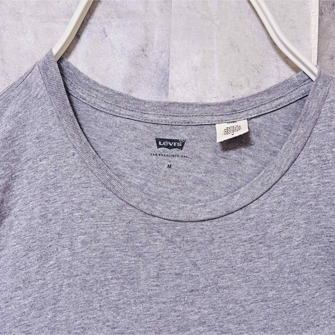 Levi's(リーバイス)の【シンプル】リーバイスTシャツ　Mサイズ　グレー メンズのトップス(Tシャツ/カットソー(半袖/袖なし))の商品写真