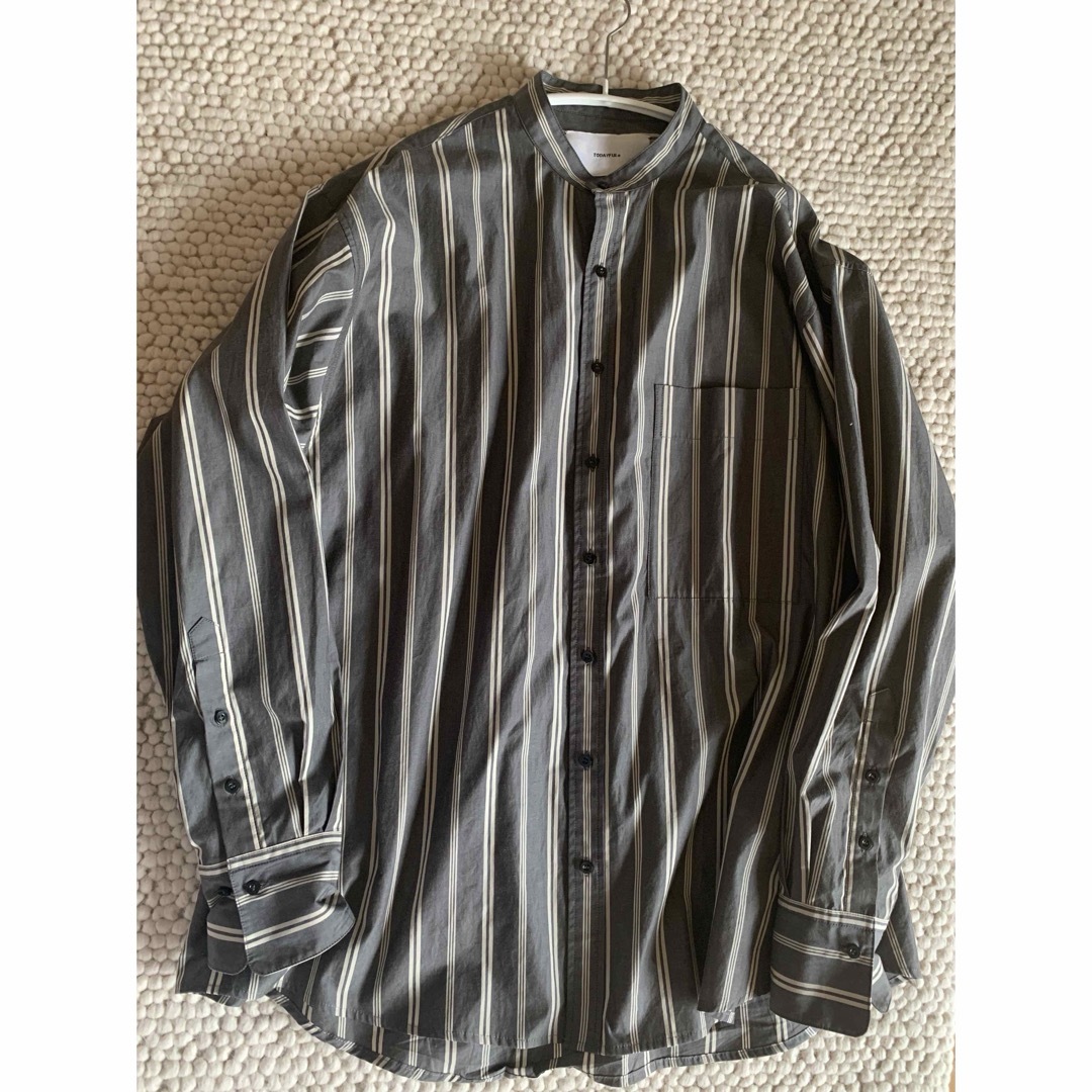 丈詰め todayful Stripe Over Shirts チャコールグレー レディースのトップス(シャツ/ブラウス(長袖/七分))の商品写真