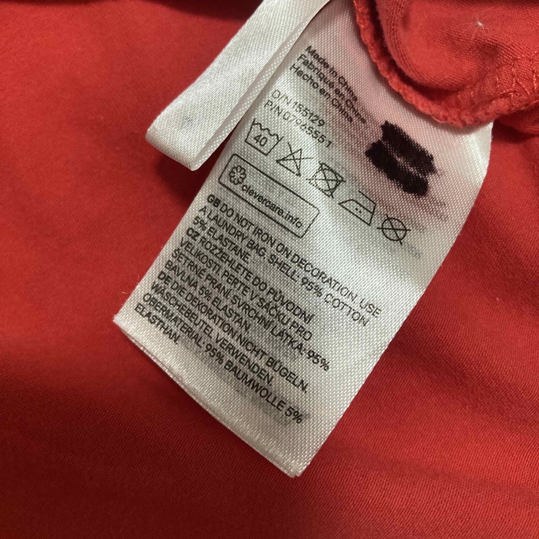 H&M(エイチアンドエム)のH＆M さくらんぼ 立体 Tシャツ 赤 キッズ/ベビー/マタニティのキッズ服女の子用(90cm~)(Tシャツ/カットソー)の商品写真