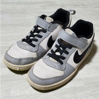 ナイキ(NIKE)のNIKE スニーカー 22cm(スニーカー)