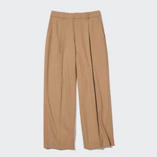 ユニクロ(UNIQLO)のタックワイドパンツ（丈標準69～71cm）(カジュアルパンツ)