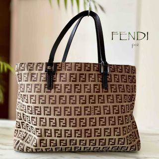 フェンディ(FENDI)の極美品 FENDI フェンディ ズッカ柄 レザートートバッグ(ハンドバッグ)