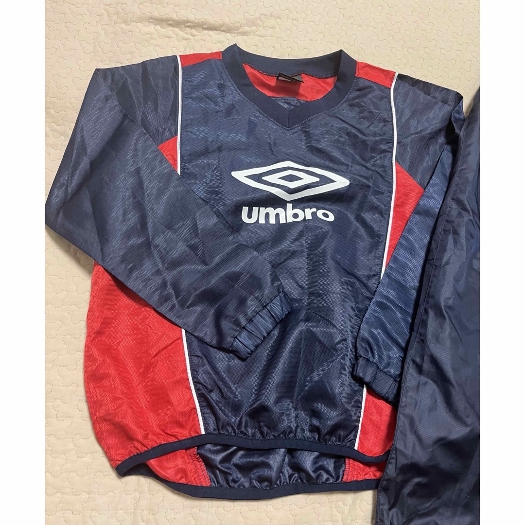 UMBRO(アンブロ)のumbro  ピステ　上下セット140 アンブロ　サッカー　フットサル スポーツ/アウトドアのサッカー/フットサル(ウェア)の商品写真