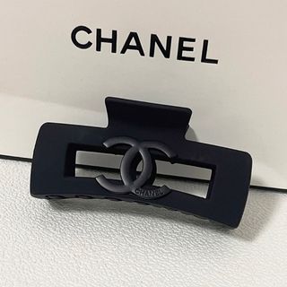 CHANEL - 新品　ヘアクリップ　ヘアアクセサリー　ノベルティ